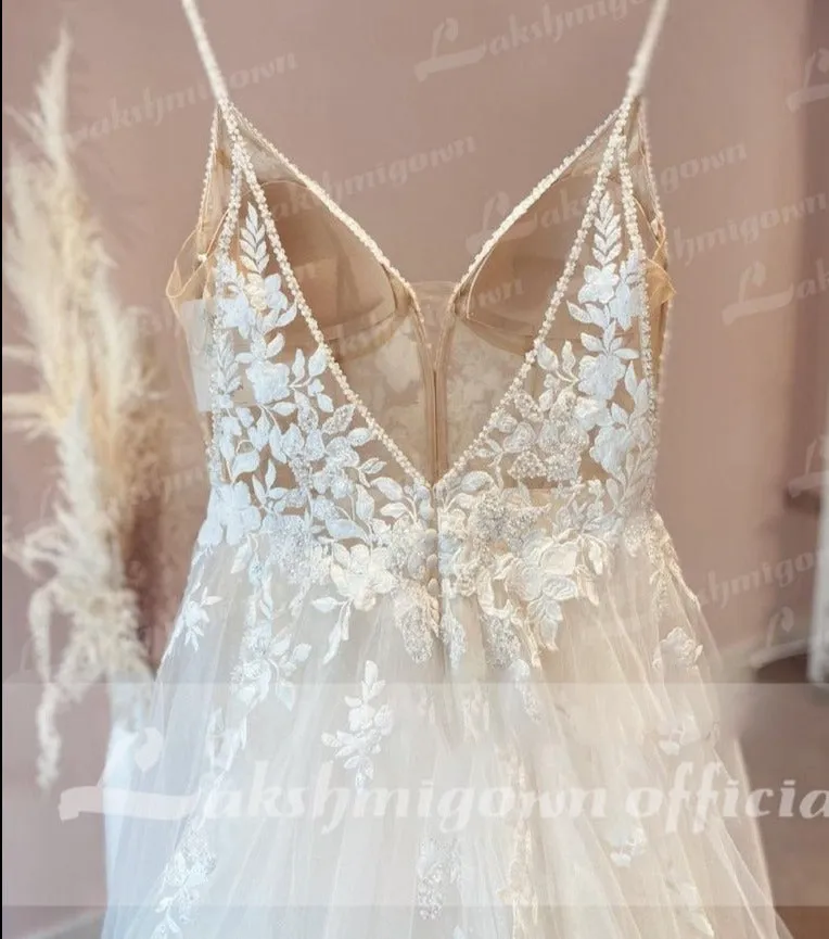 Spaghetti Strap Lace Wedding Dress With V Neckline Tulle Bridal Gown